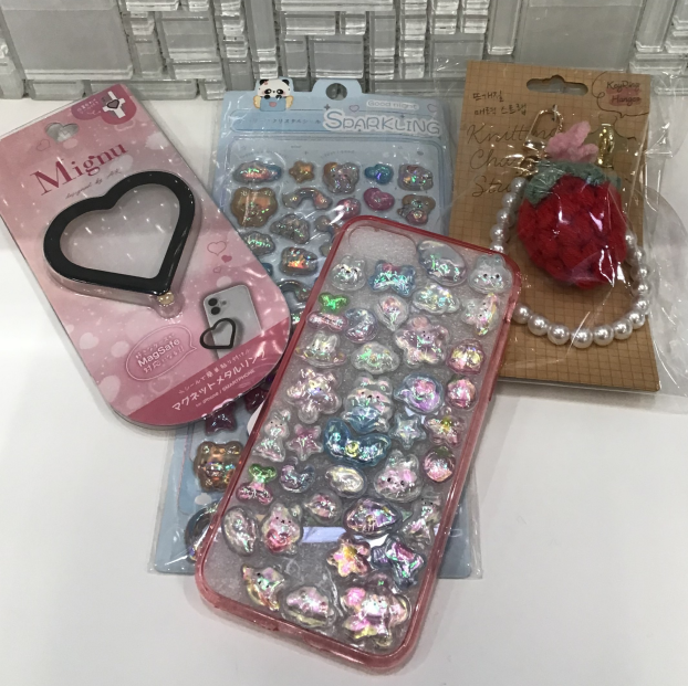 携帯デコりませんか！？