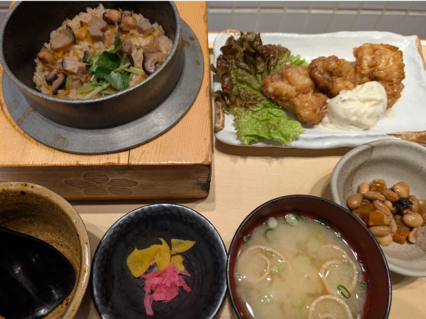 今回の限定釜飯は🐙