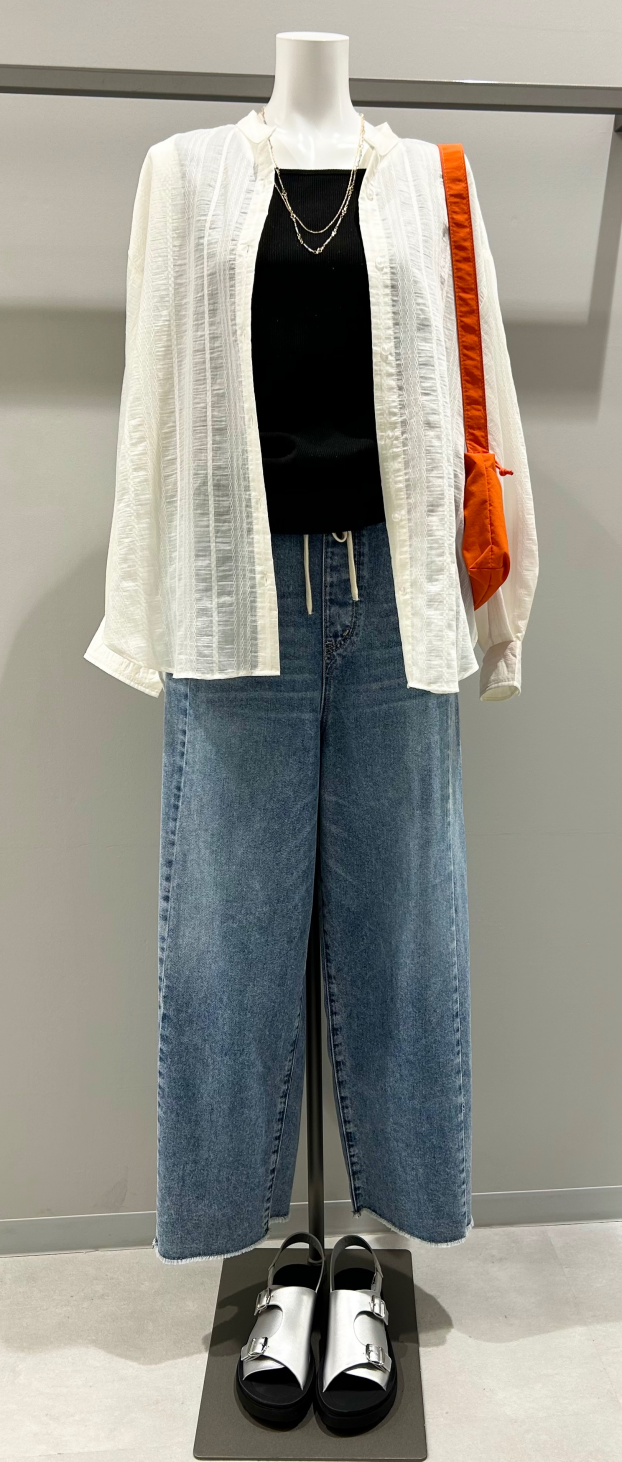 お出かけに１枚あると便利なシアーシャツのご紹介👚
