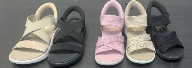 SKECHERS SLIP INS SANDAL
