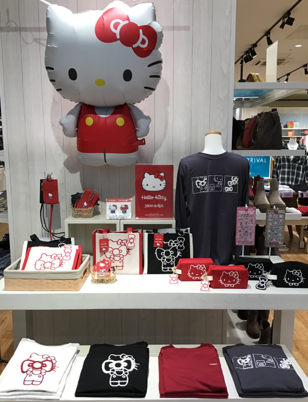 ハローキティとのコラボレーションアイテムが登場♪