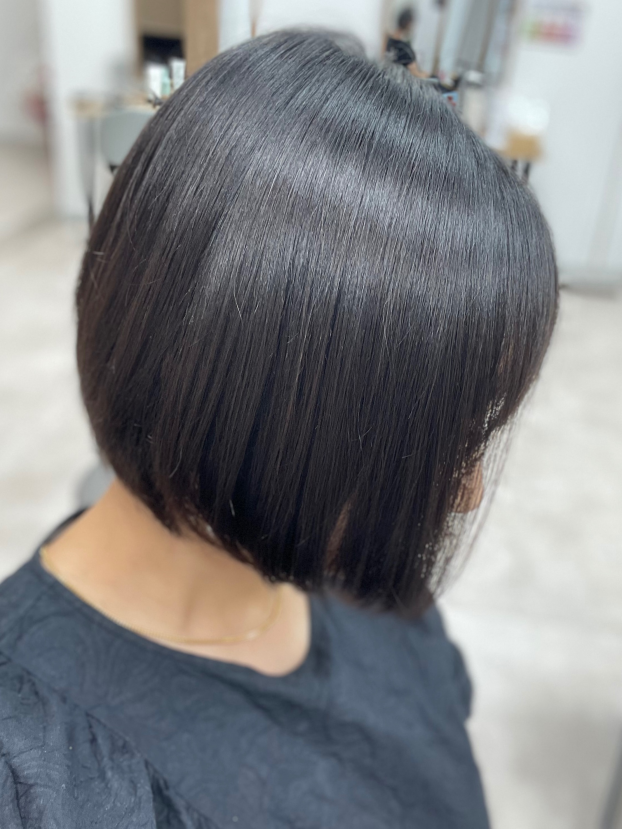 【新登場】THROWカラーで叶える透明感ヘアカラー！赤みを抑えたくすみカラーでいつもと違うあなたに！