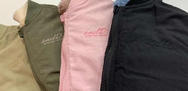 リバーシブルMA-1入荷してます💚