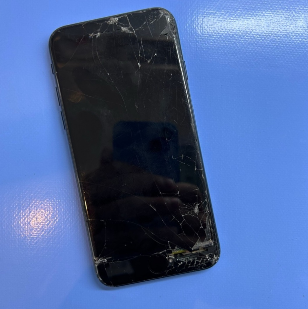 スマホのトラブル！！お悩みは！！スマホピッとインにお任せ下さい！